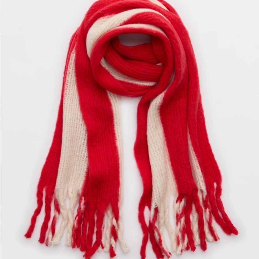 Aerie Bold Red and Cream Scarf